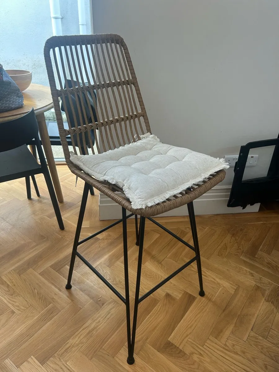 Kitchen Stools - tall chair - Image 1