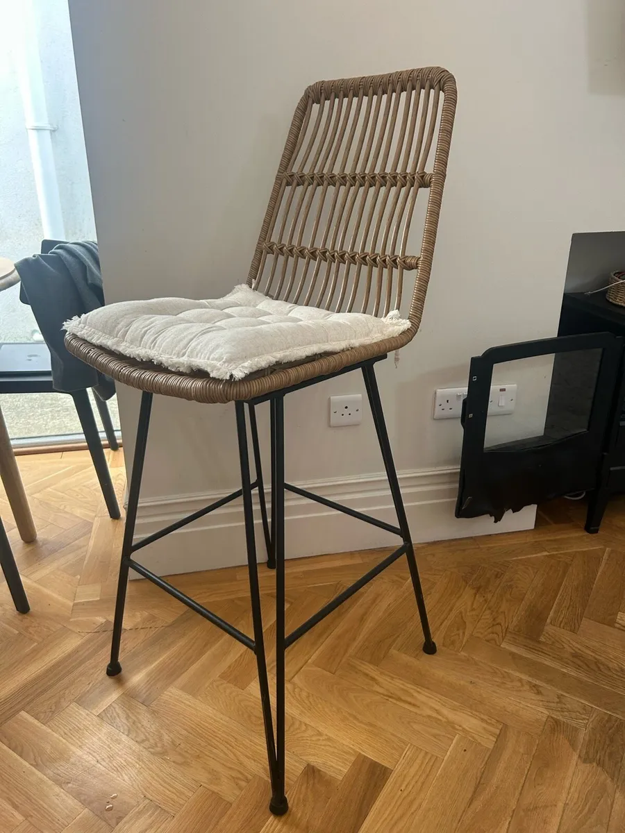 Kitchen Stools - tall chair - Image 3