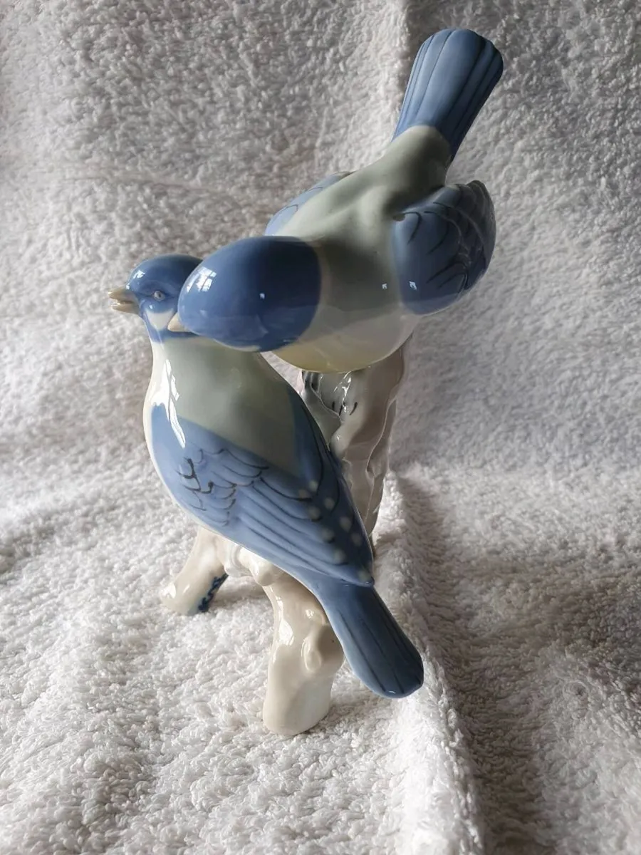 Vintage Bluebirds Figurine - Image 2