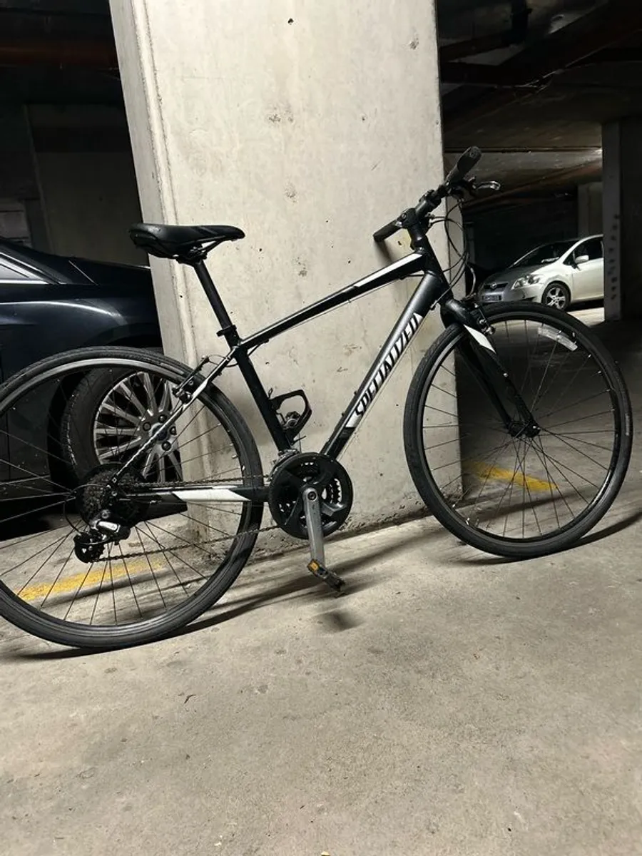 Specialized sirrus Road bike - Image 2