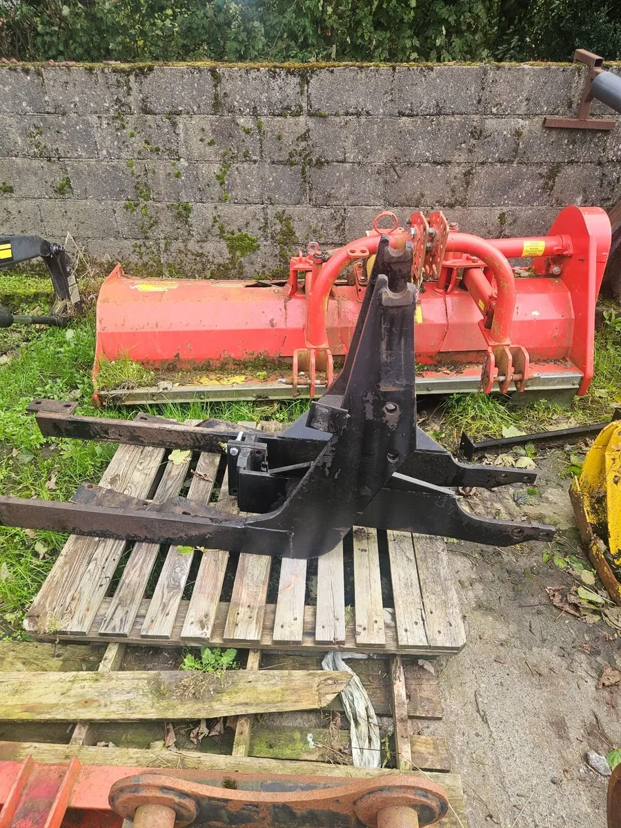 Trima loader & brackets for fiat 88-94 - Image 2