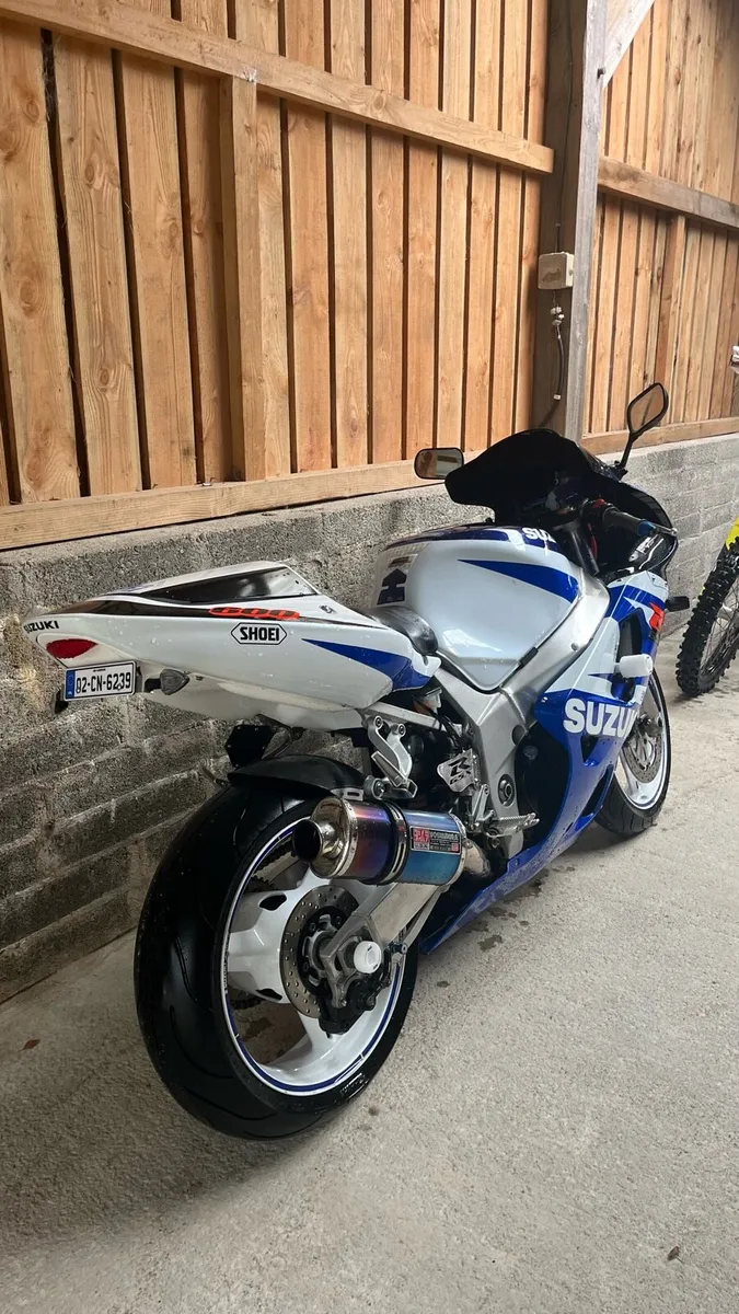 Suzuki GsxR 600 - Image 2