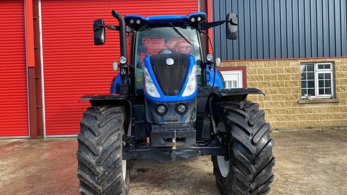 New Holland T7.210 RC 2023 - Image 3