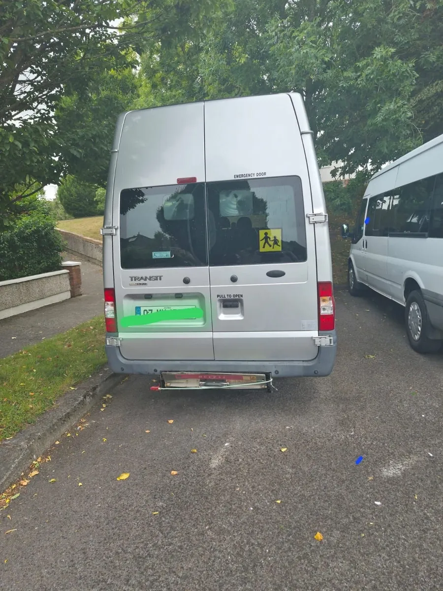 Ford Transit Minibus - Image 3