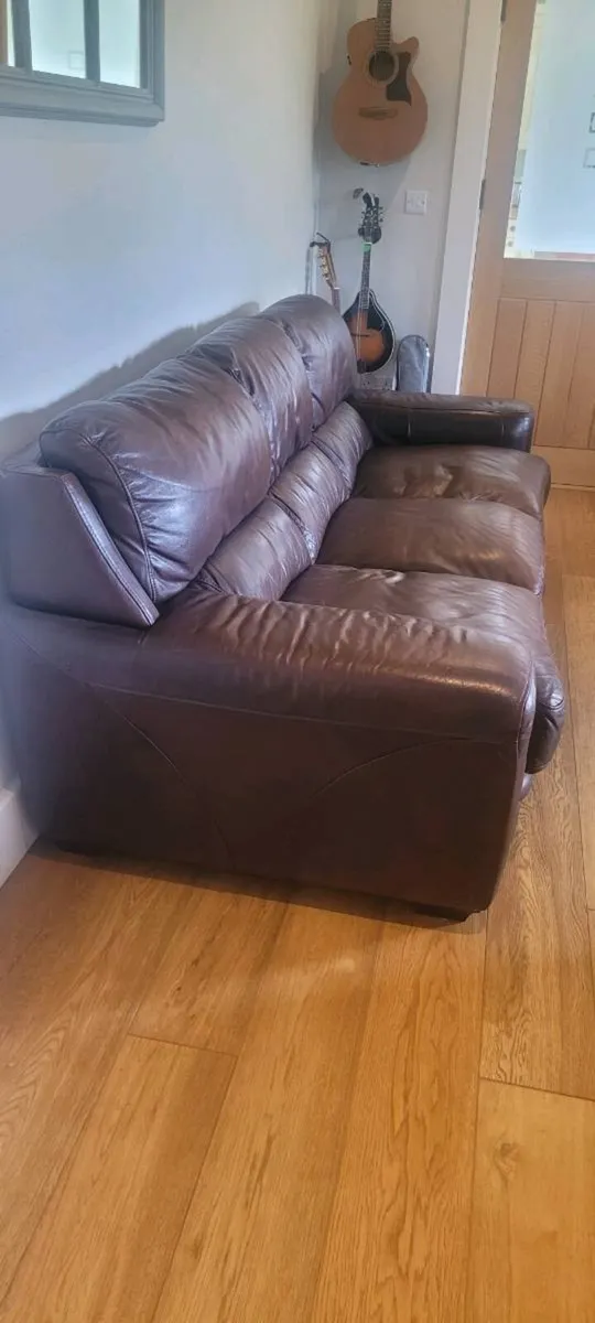 Leather sofa - Image 3