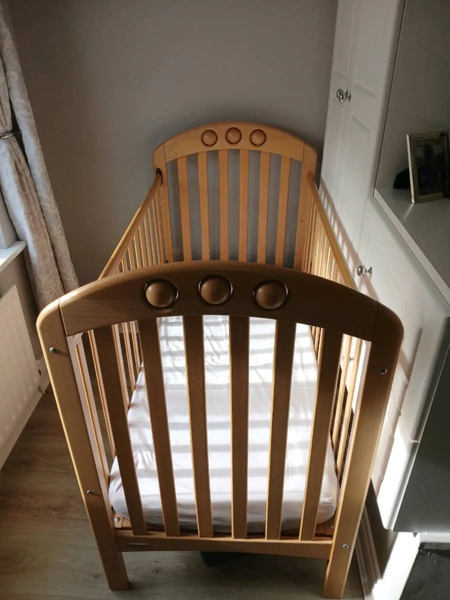 COT & high chair - Image 1