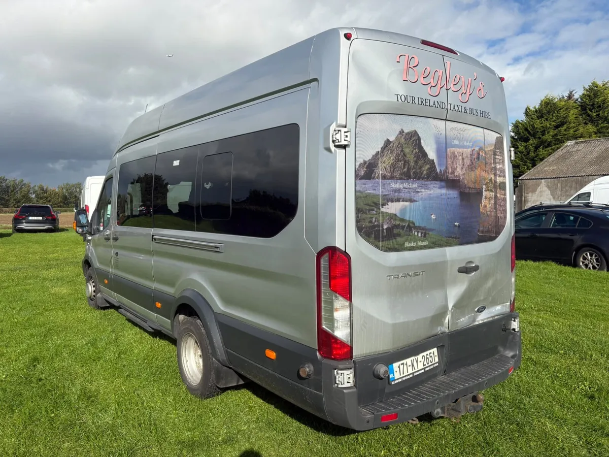 2017 ford transit minibus rear damage - Image 4
