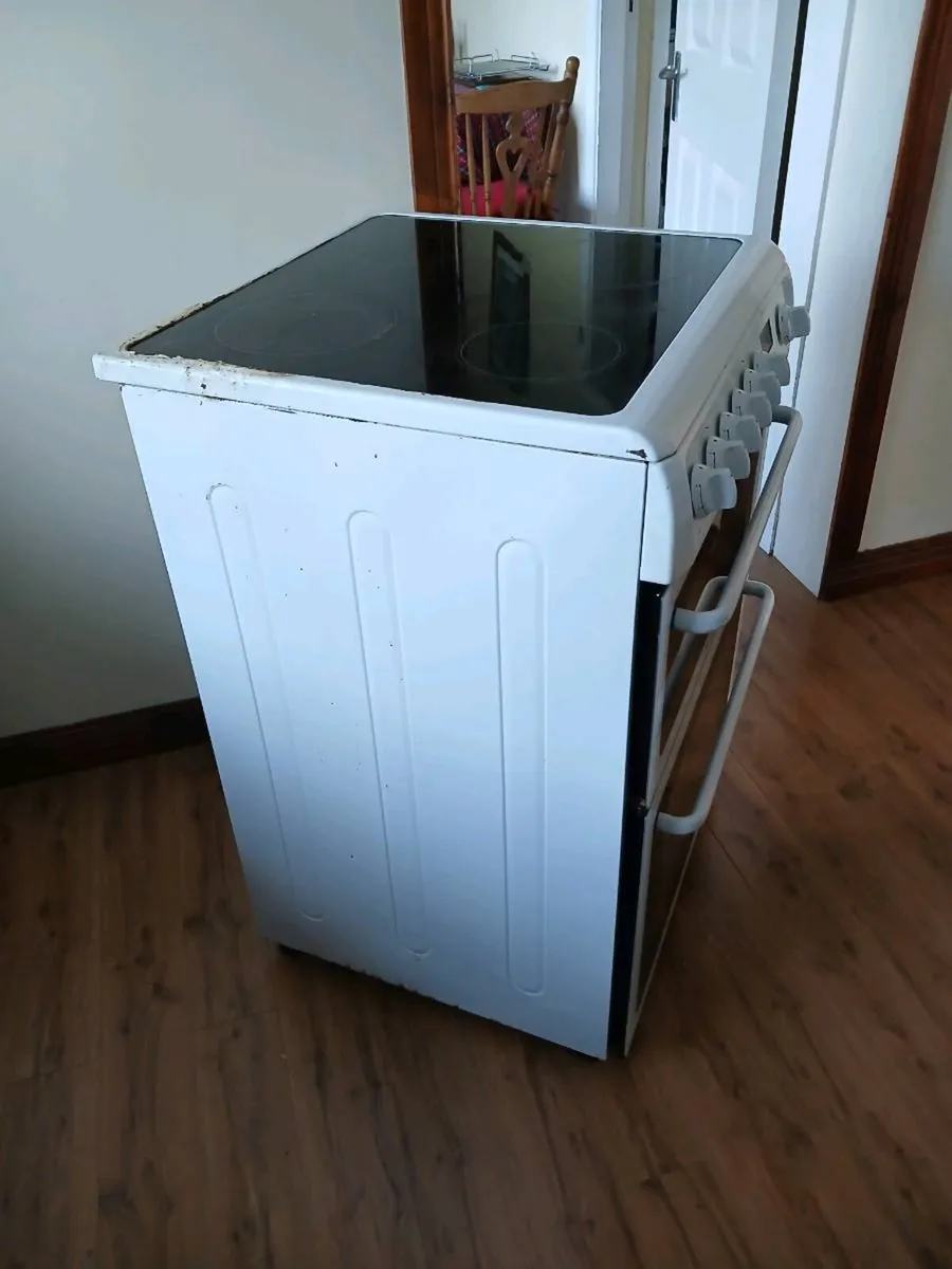 Electric free standing cooker - Image 4