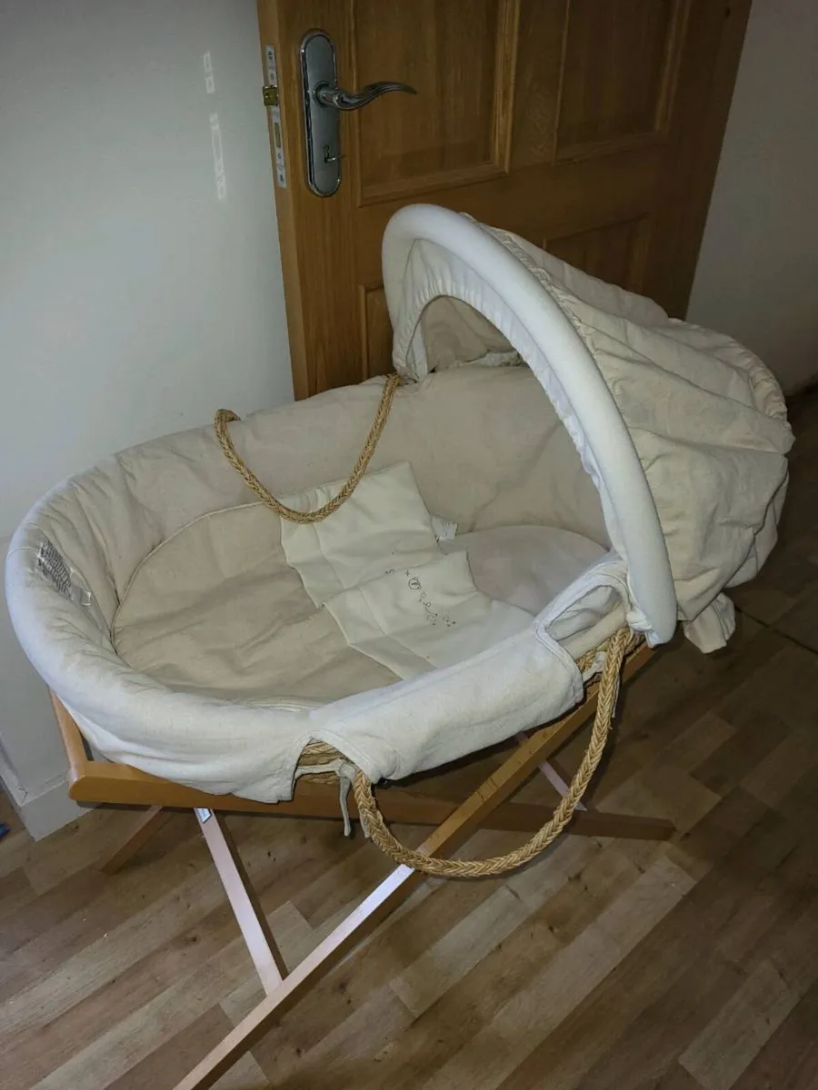 Moses Basket - Image 1