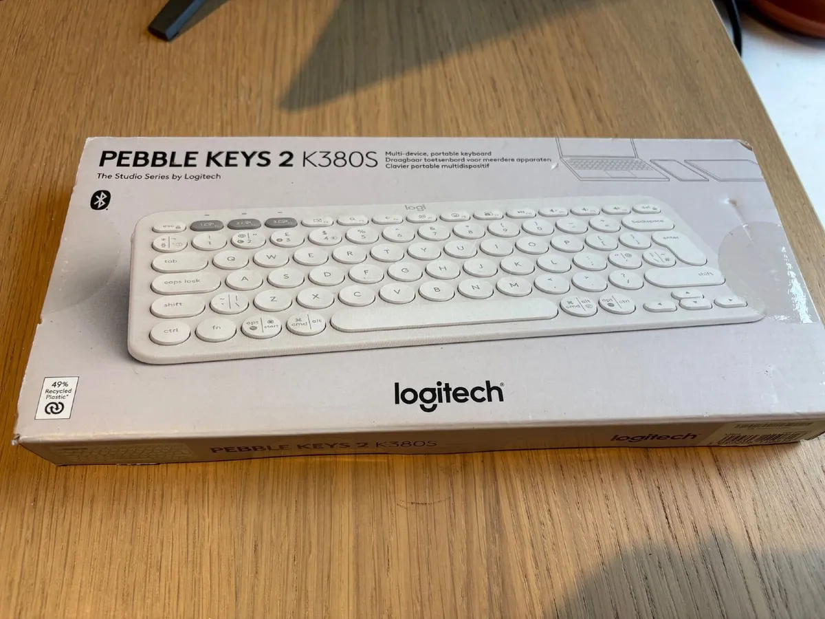 Logitech Pebble Keys 2 K380s, White, New Sealed - Image 3