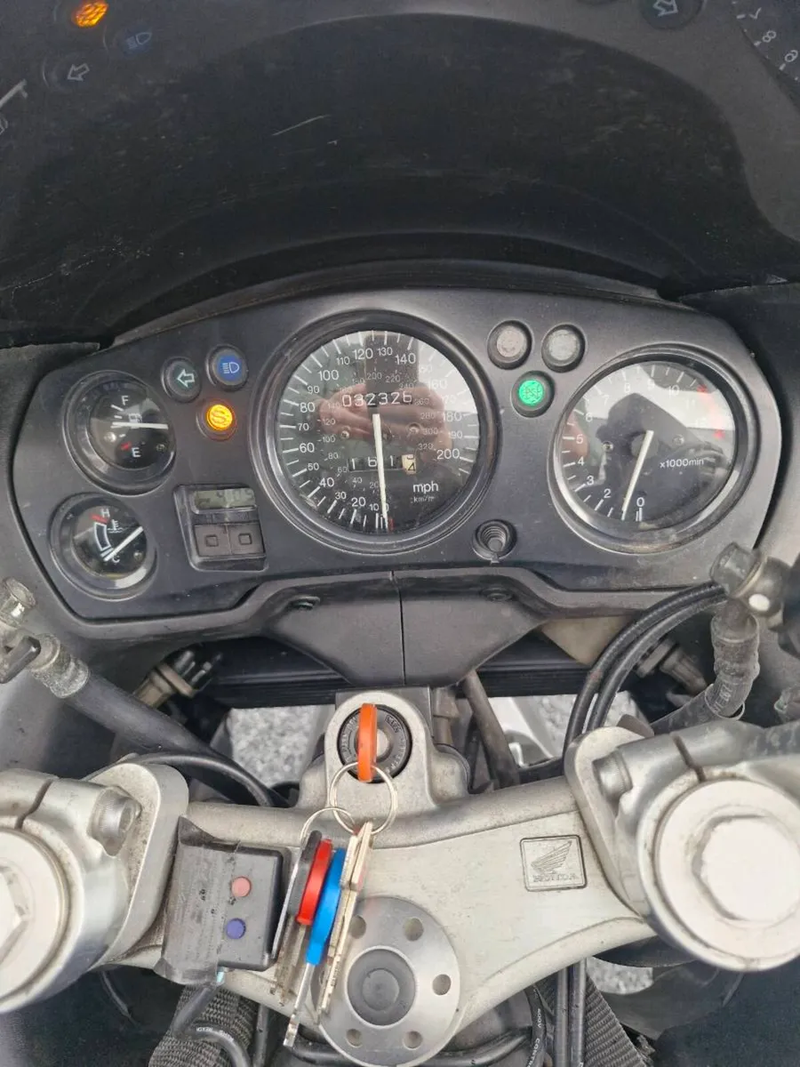 Motorbike - Image 4