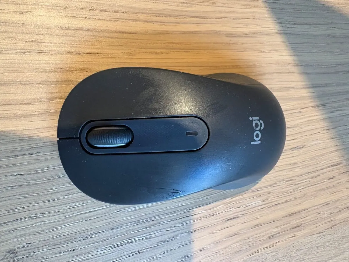Logitech Signature M650 L Left-Handed Mouse - Image 1