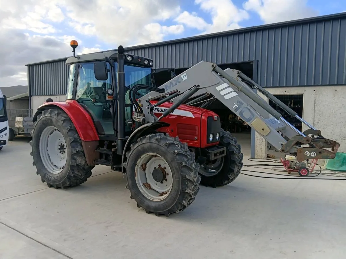 Massey 5470 - Image 2