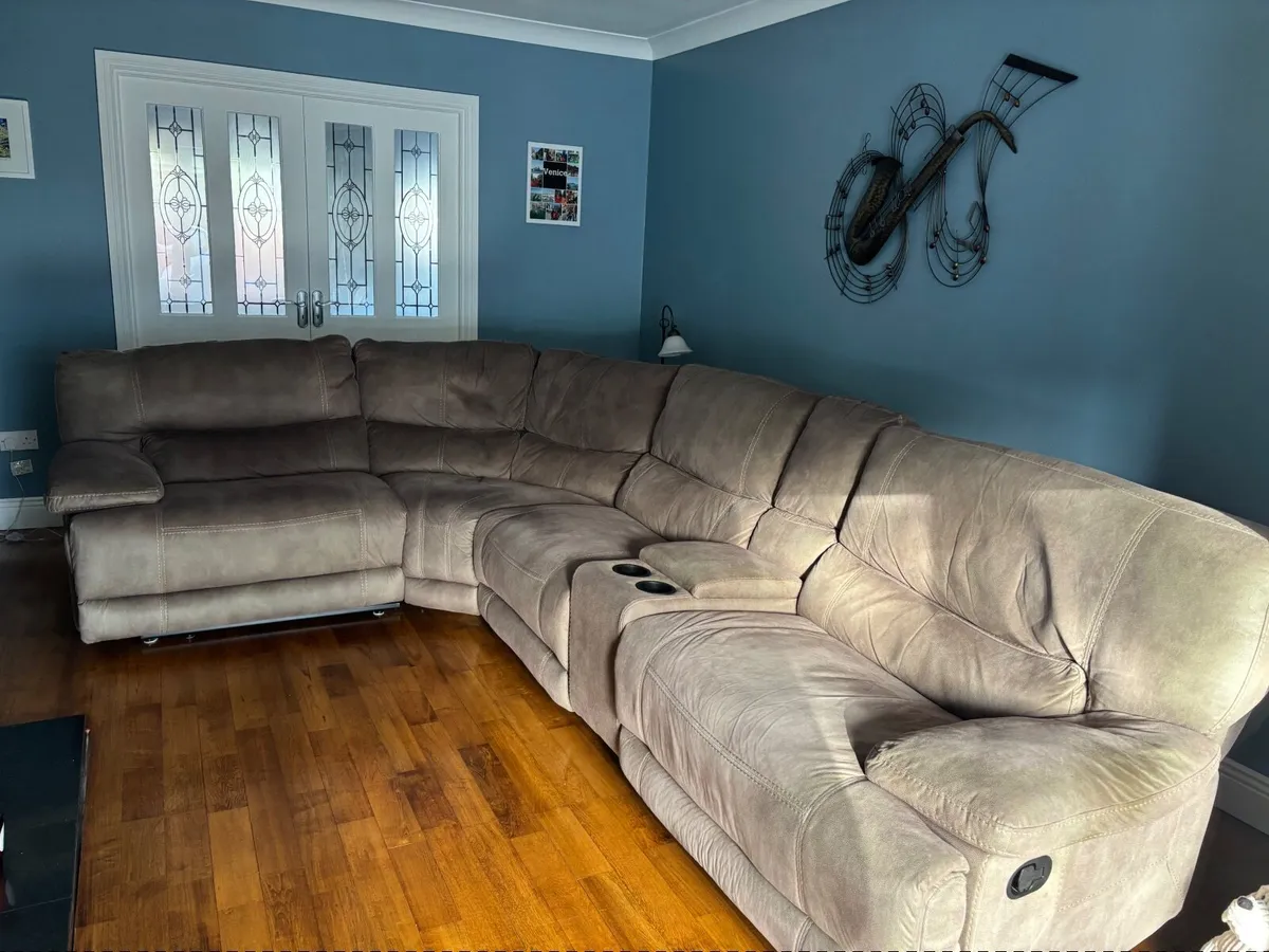 Corner Sofa - Image 1