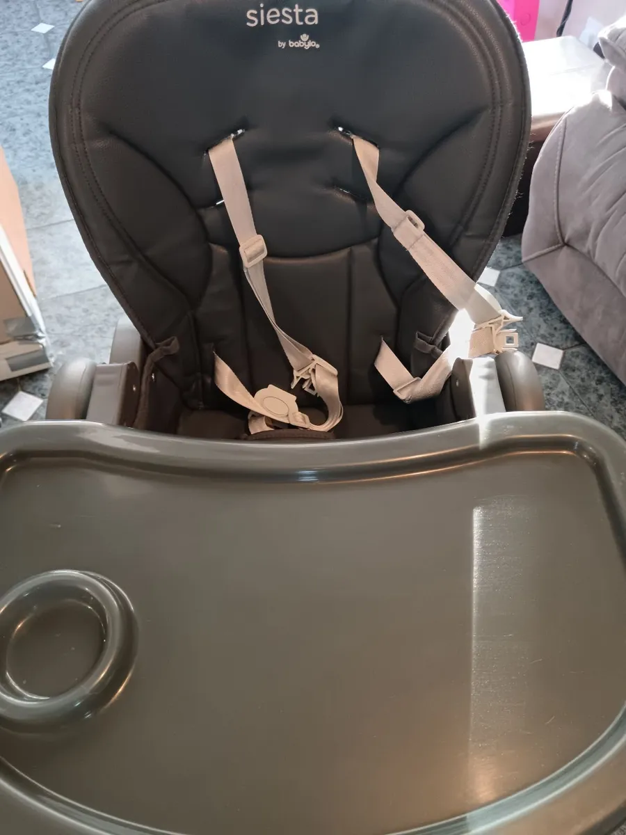 Baby high chair - Image 3