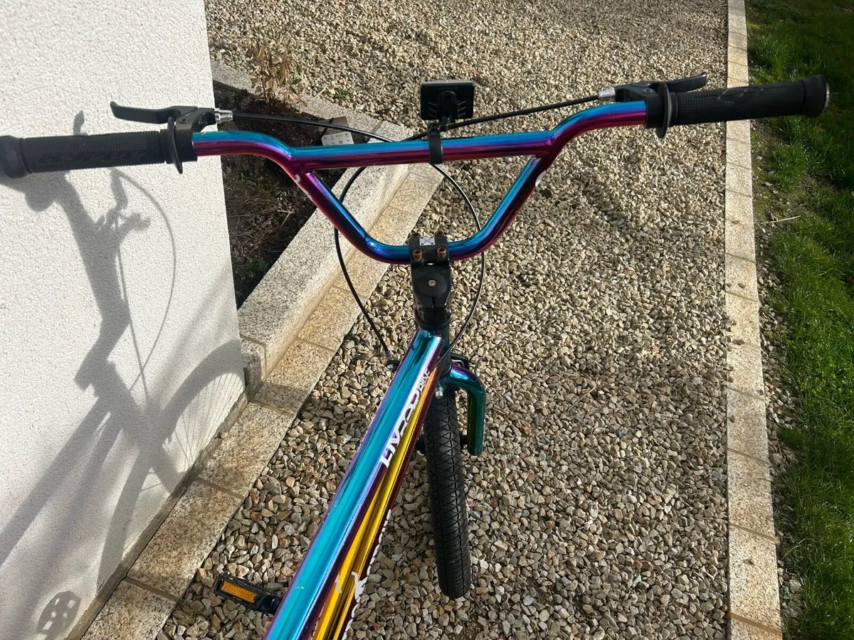 BMX Bike - Image 2