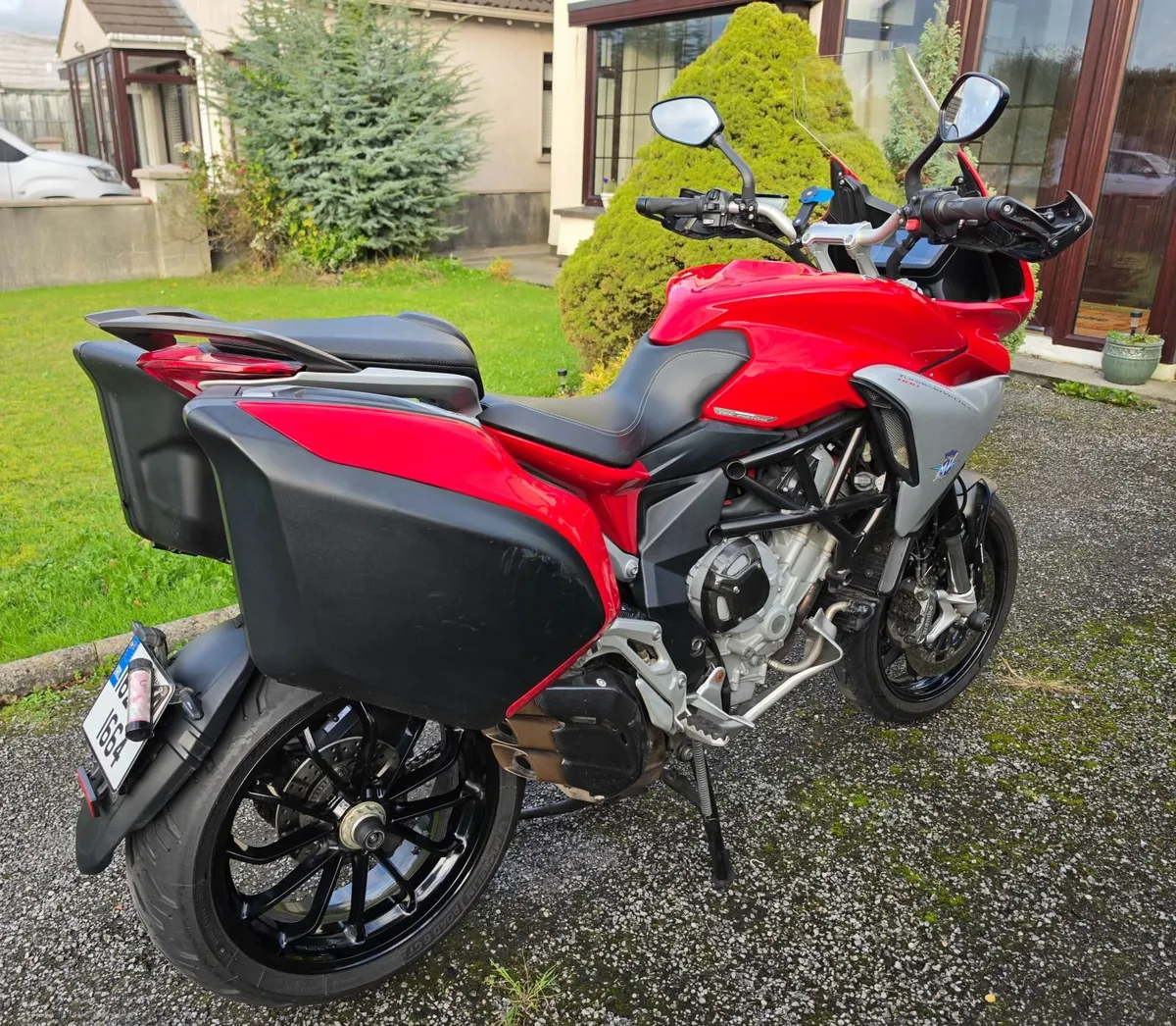 2016 MV Agusta Turismo Veloce 800 - Image 1