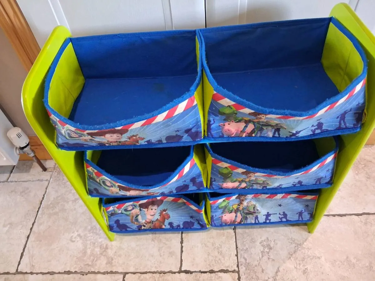 Toys and storage - Image 2