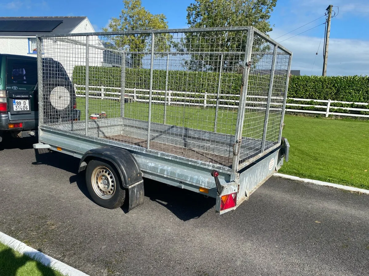 Trailer - Image 4