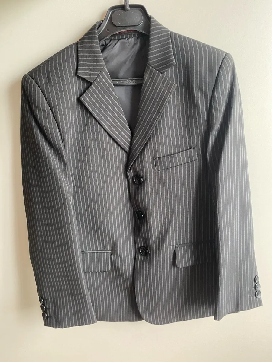Boys communion/occasion suit 9 yo - Image 1