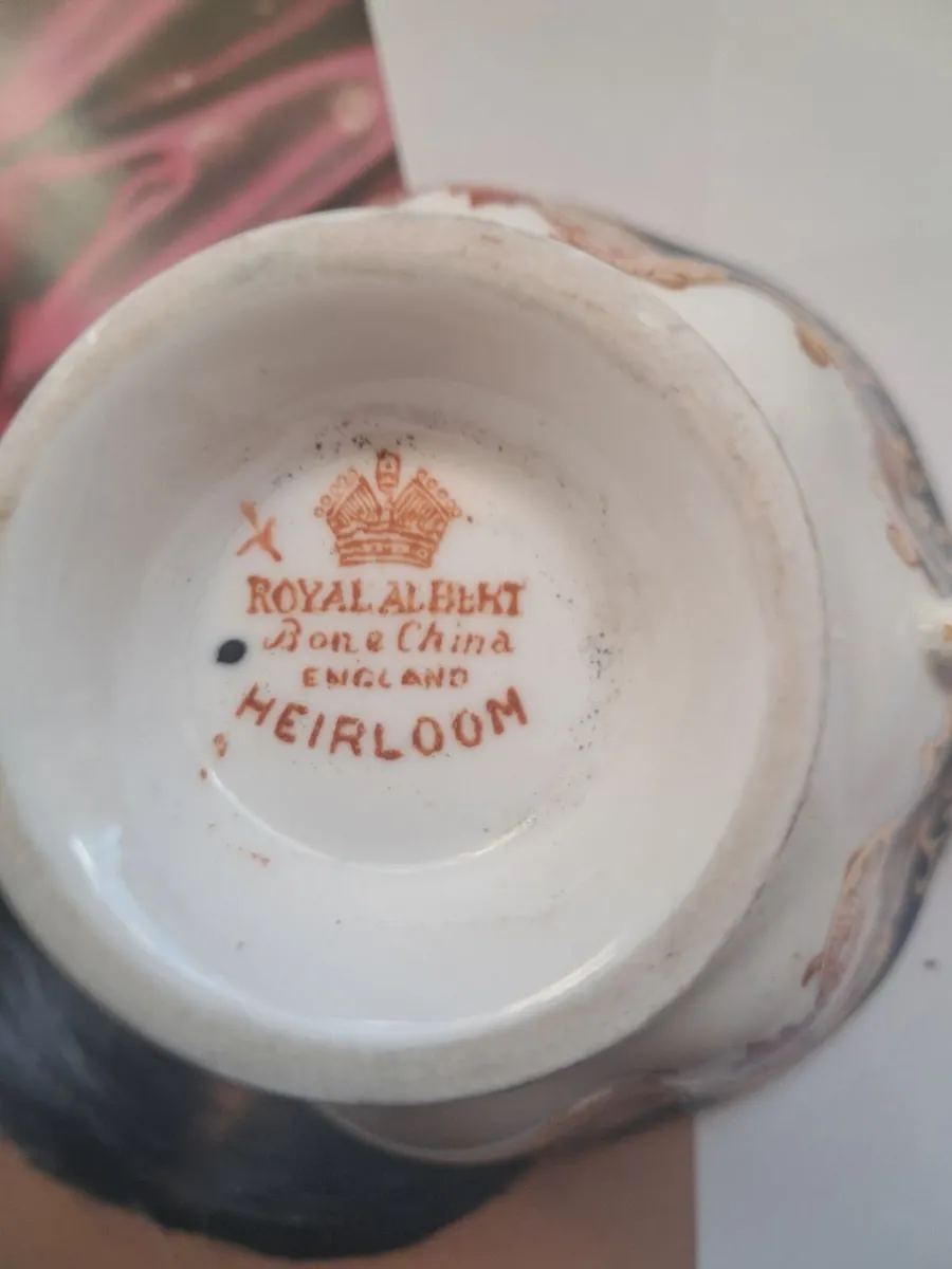 Royal Albert china - Image 1