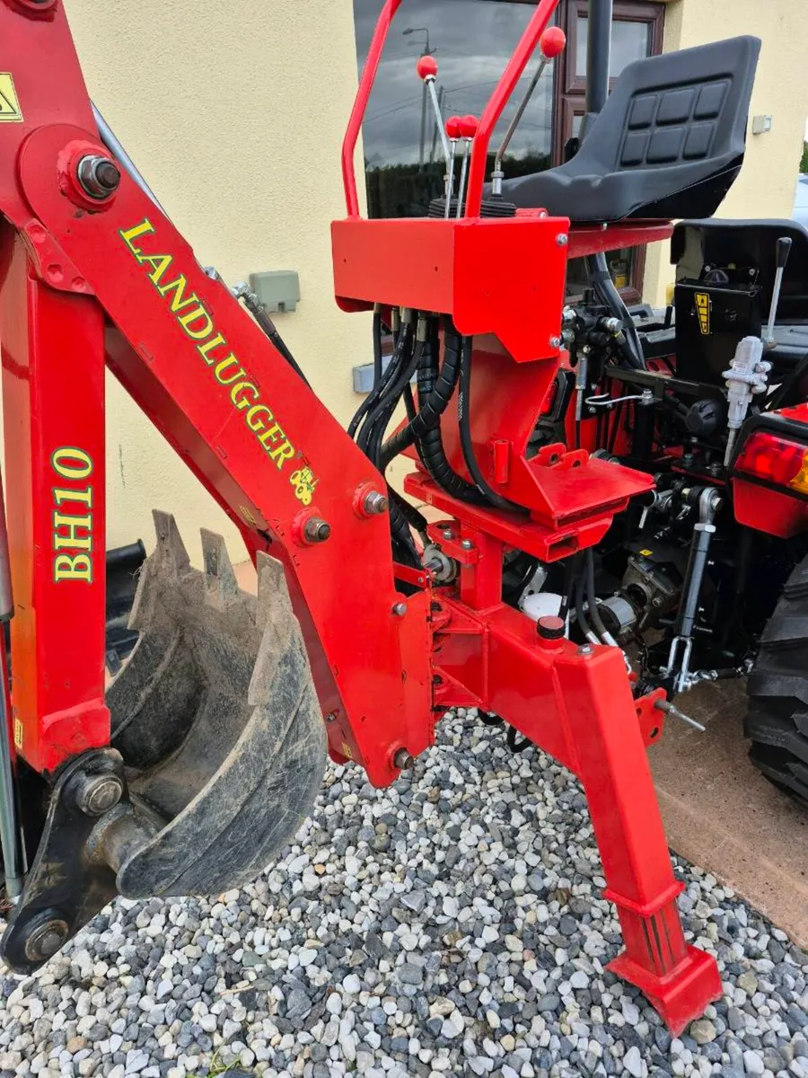 Backhoe digger excavator - Image 2