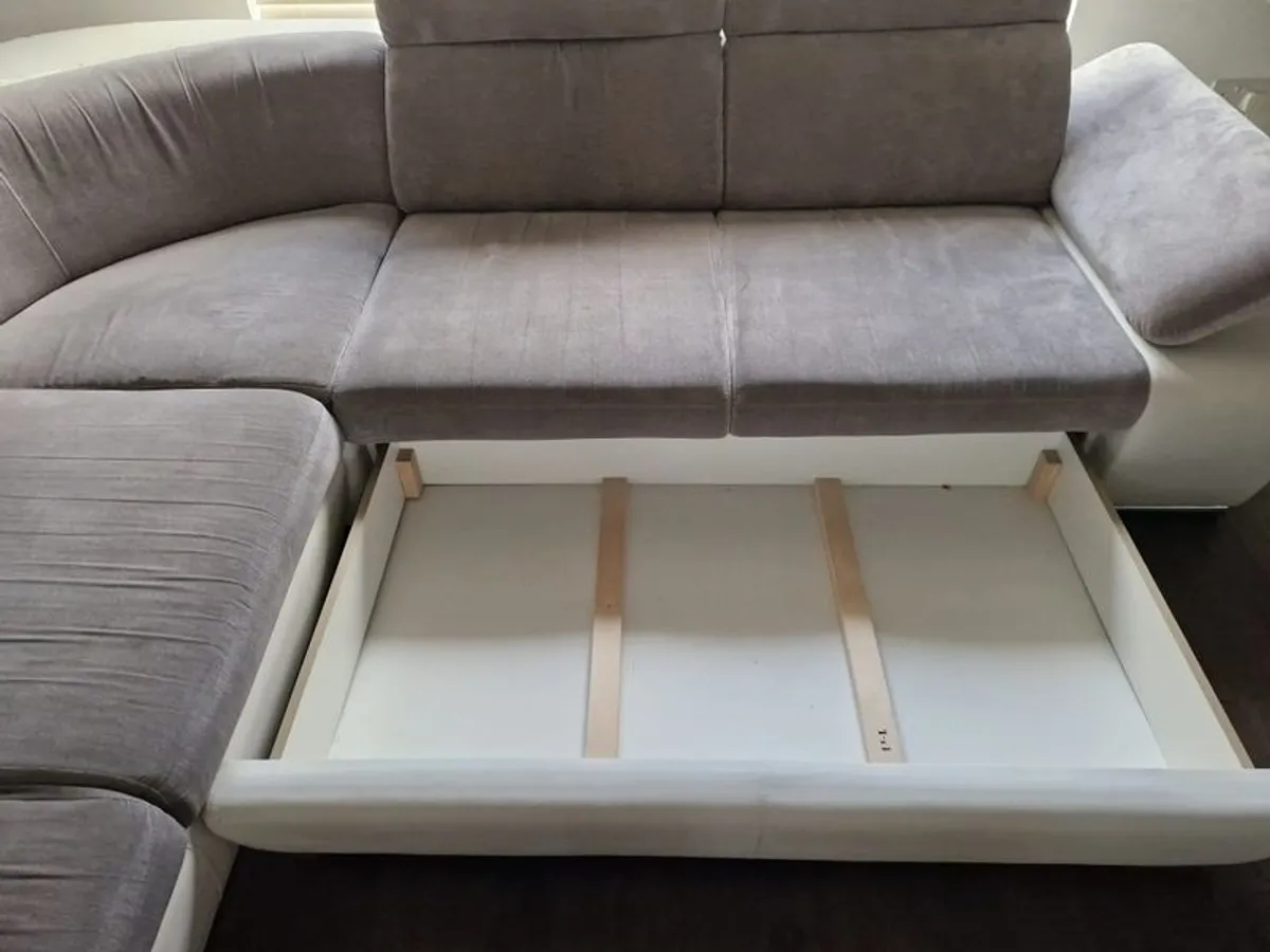 Corner Sofa bed with storage - Image 3