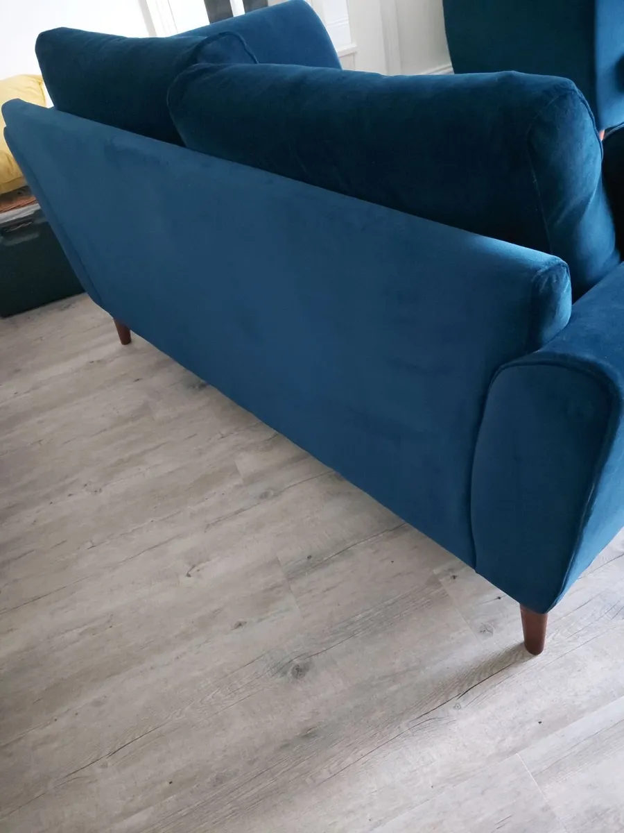 2 seater sofa - Image 3