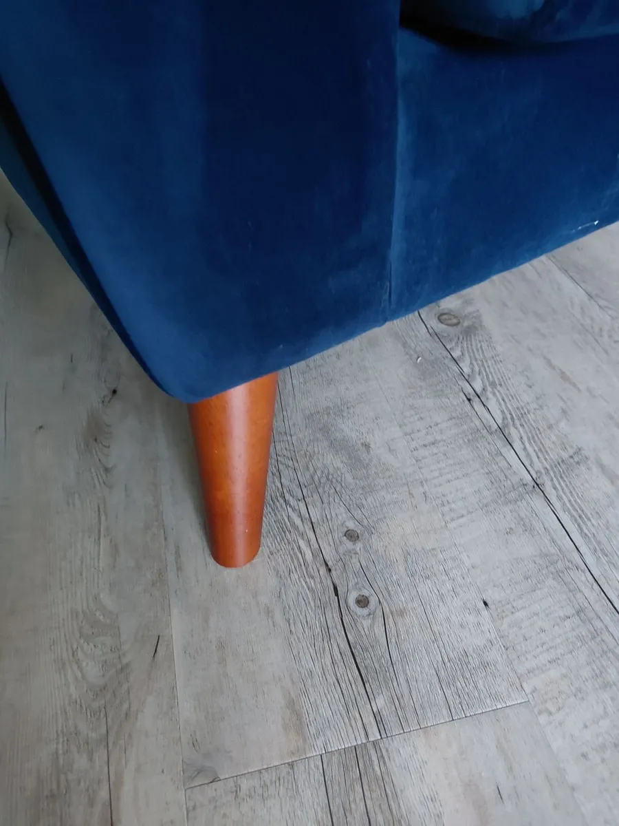 2 seater sofa - Image 4