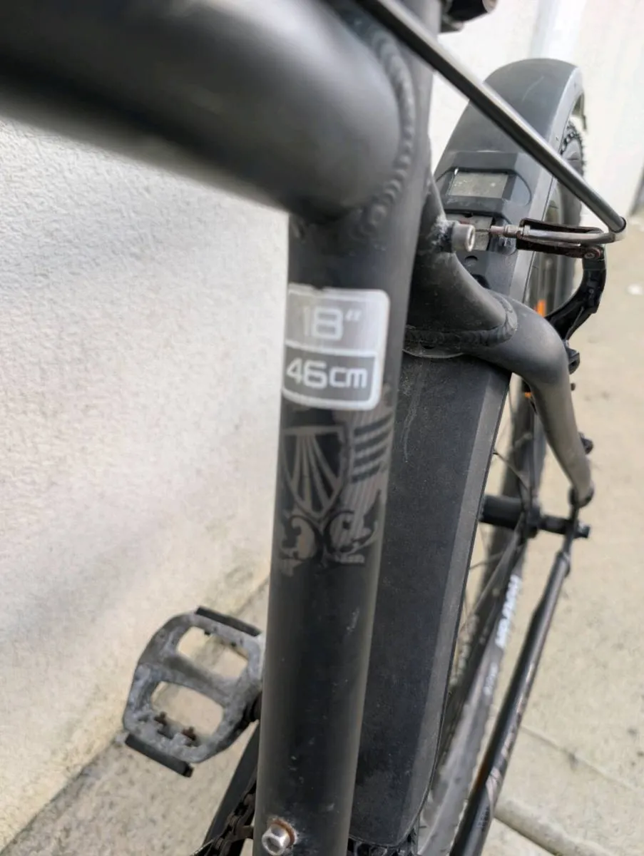 Trek 7300 Dual Sport Series Mountain Bike – 18" - Image 2