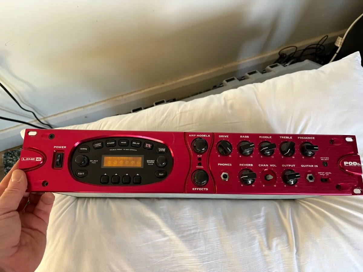 Line 6 POD XT Pro Guitar Rack Processor - Image 1
