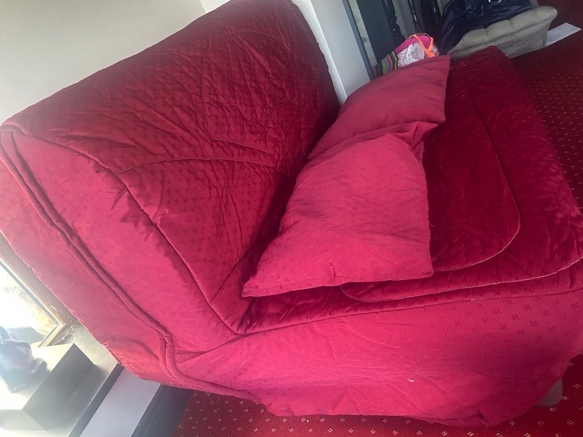 Futon couch bed - Image 2