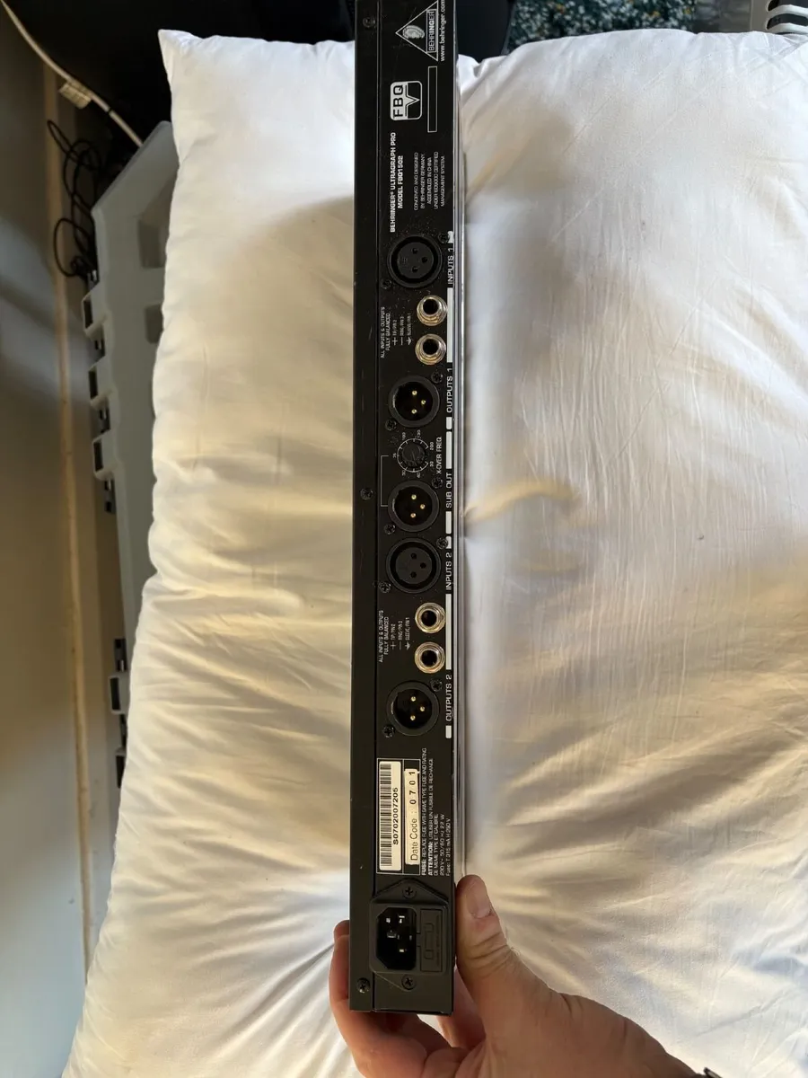 Behringer Ultragraph Pro FBQ1502 Graphic EQ - Image 2