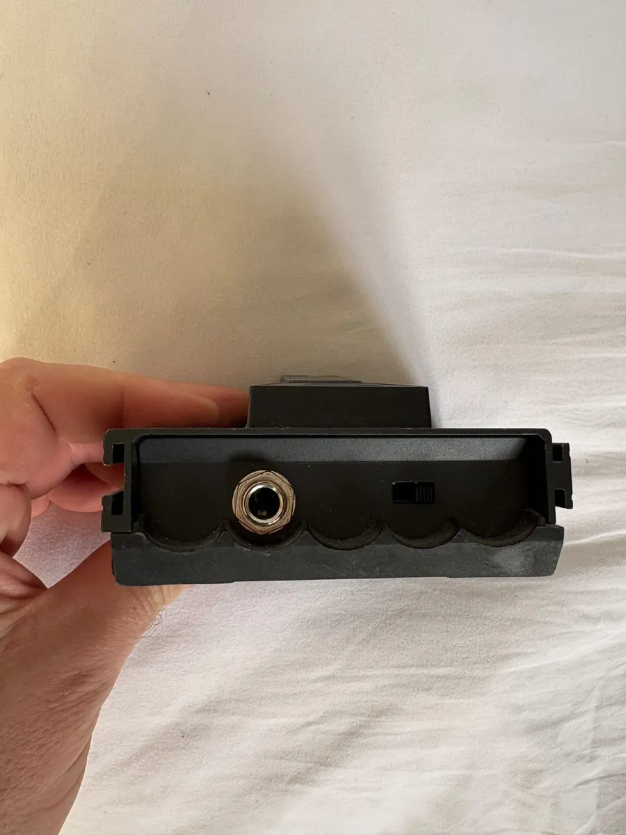 Boss FS-5L Latching Footswitch - Image 2