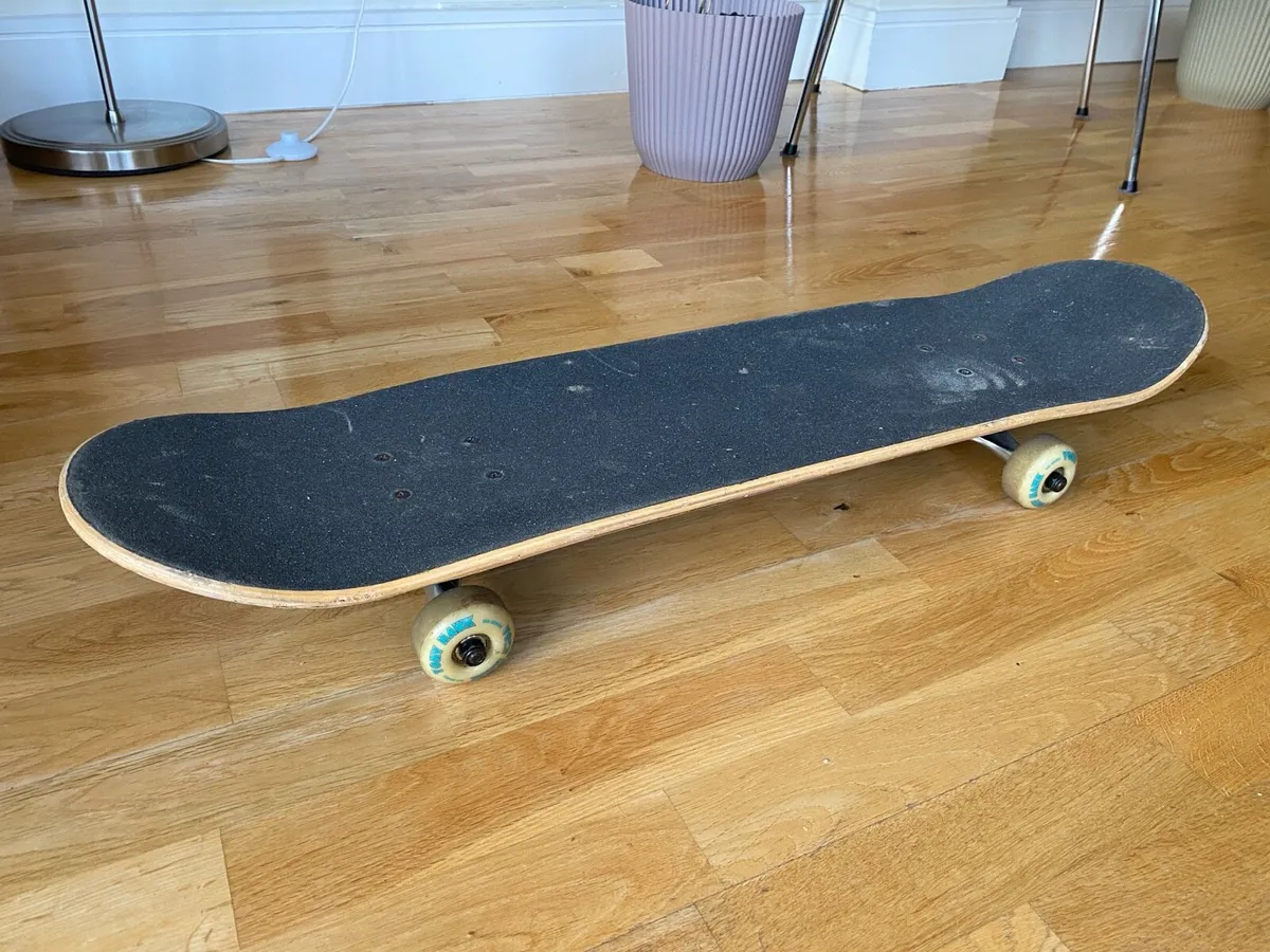 Tony Hawk Signature Series 360 Skateboard - Image 2