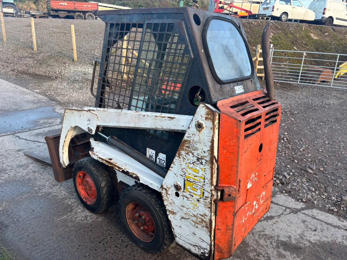 Bobcat Skidsteer 453 - Image 2