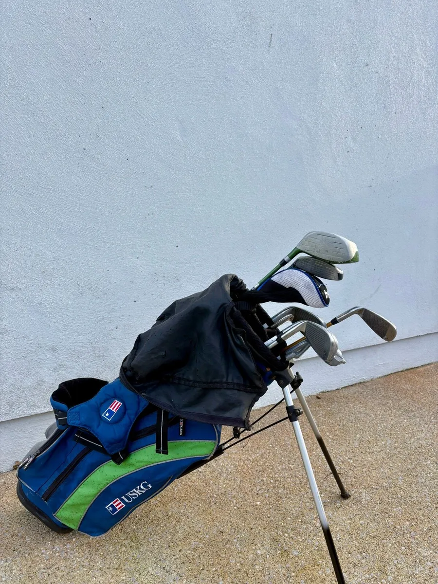 Junior Golf Clubs & Bag (Mixed Set - 10 Clubs) - Image 2