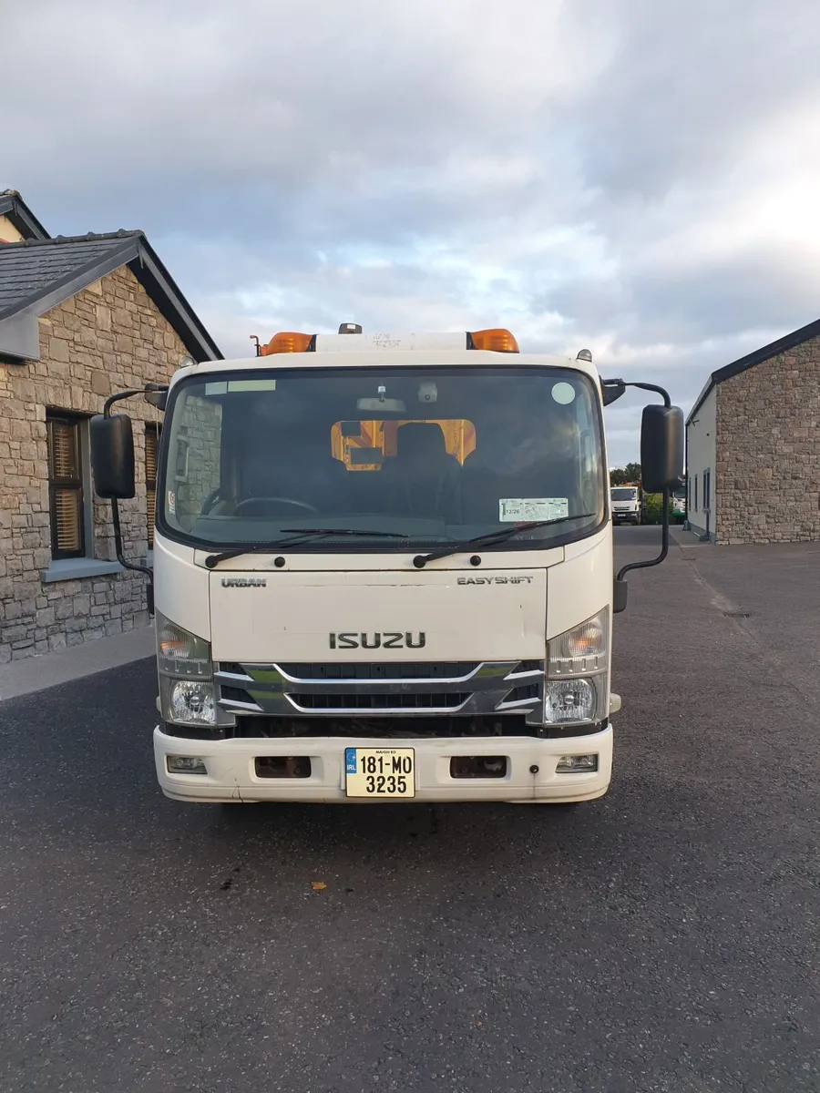 Hotbox Isuzu N75 150hp. Auto 7.5 ton Euro 6 - Image 3