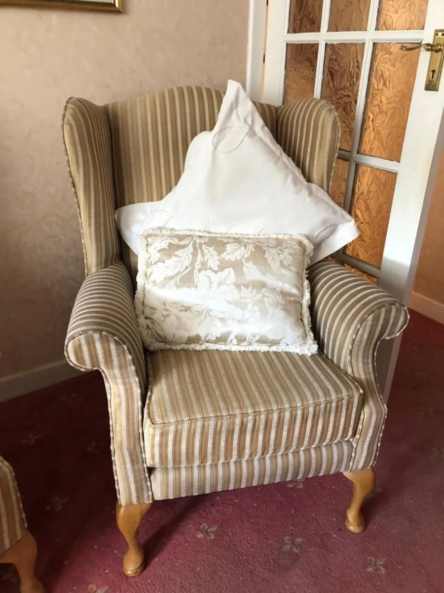 Armchairs, Queen Ann - Image 1