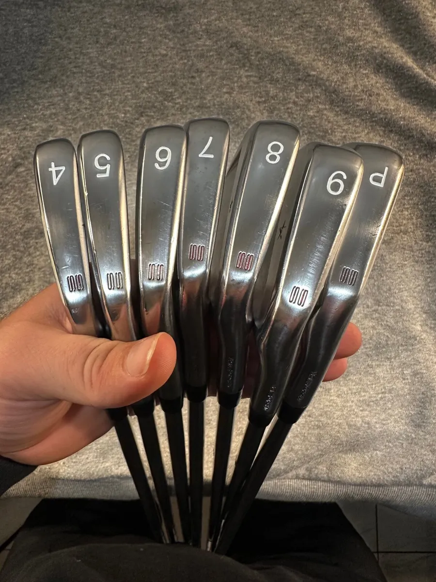 Vega SS model irons (Japanese irons) - Image 3