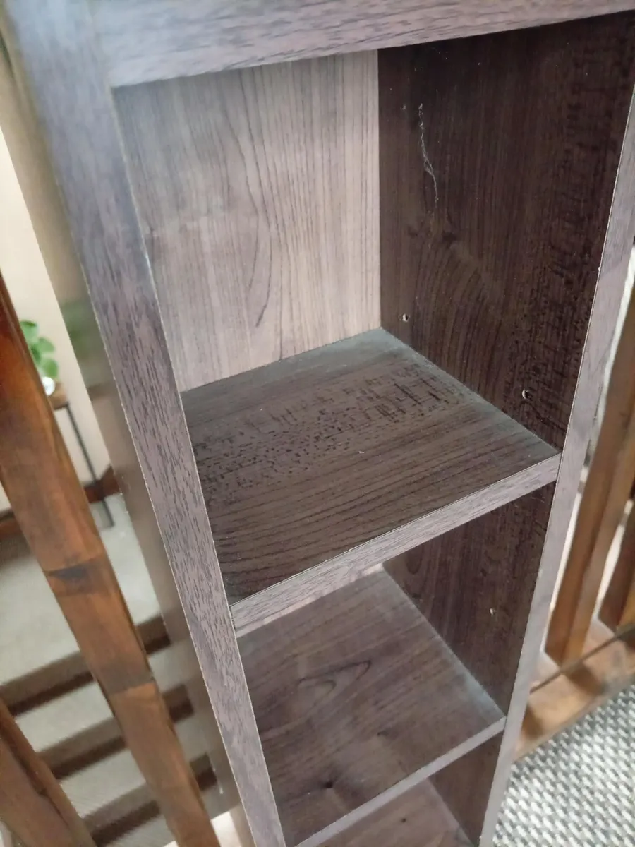 CD/DVD  TOWER - Image 1