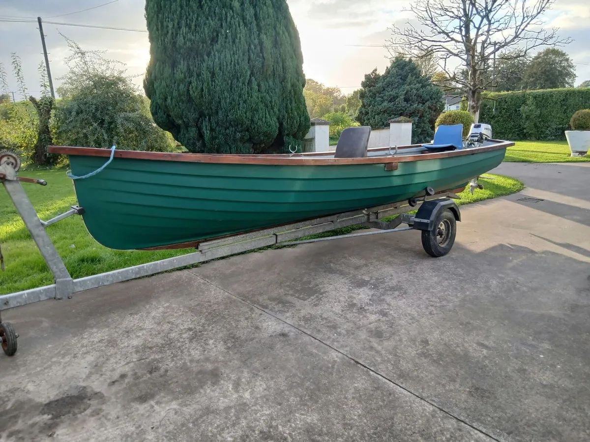 19ft Boat and Trailer Honda 8hp Engine - Image 2