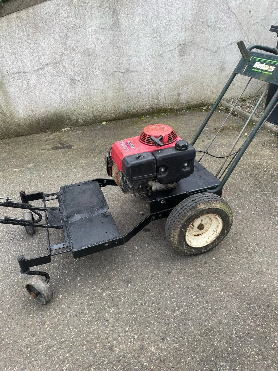 Wheelbarrow dumper - Image 1