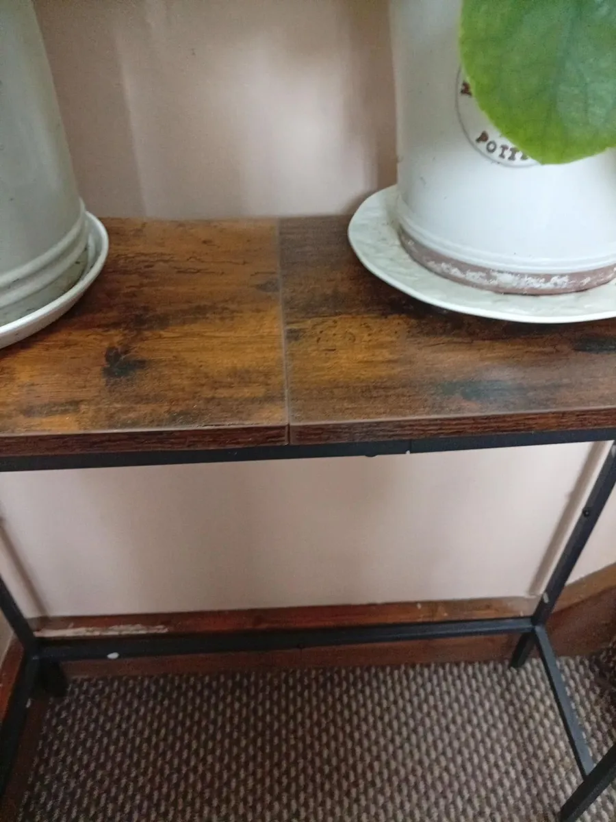 Hall table - Image 2