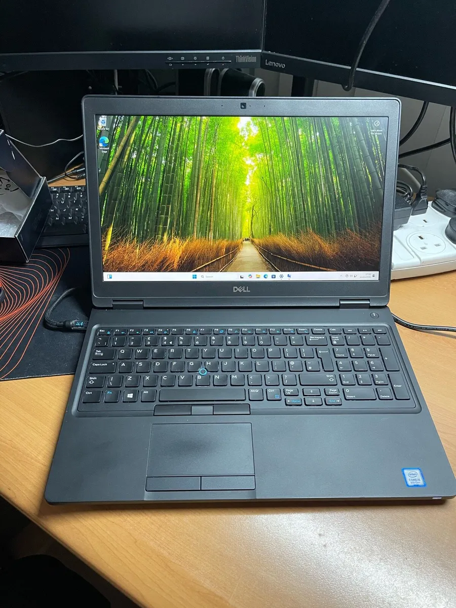 Dell Laptop i5 pro 8/512 windows 11 pro - Image 1