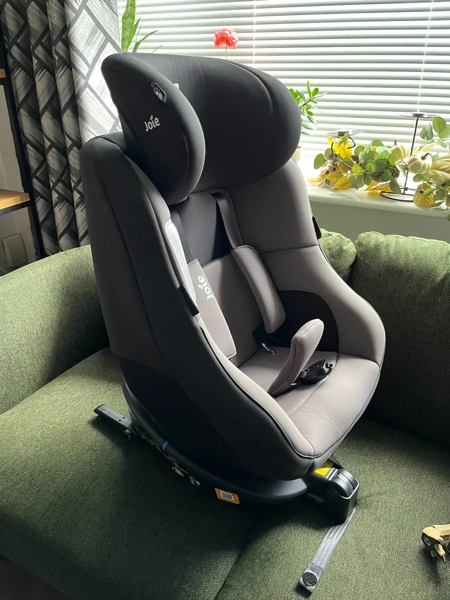 Car seat - Image 2