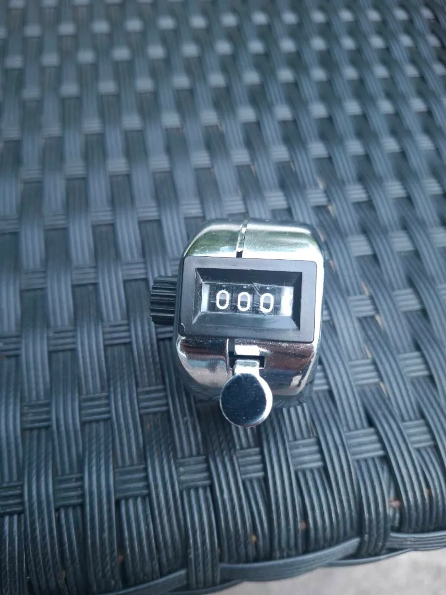 Vintage Osaka Mechanical Hand Tally Counter - Image 4