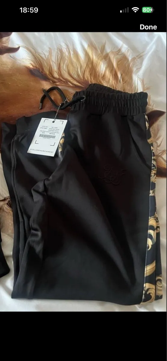Mens BNWT tracksuit size M €30 - Image 2