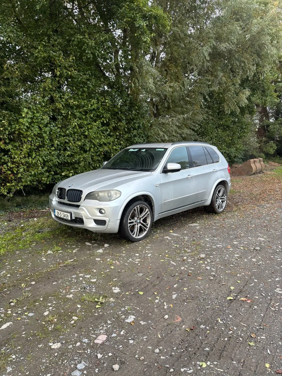 BMW E70 X5 BREAKING - Image 1