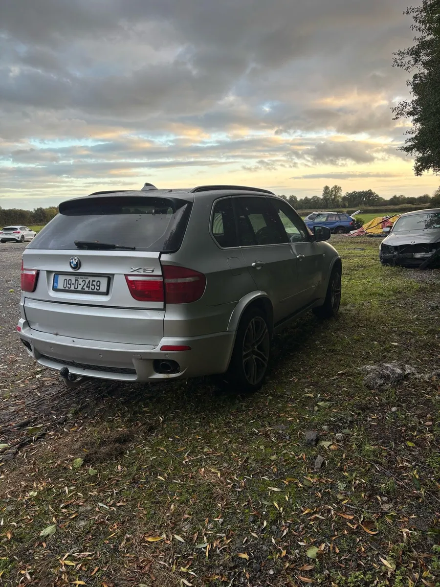BMW E70 X5 BREAKING - Image 3